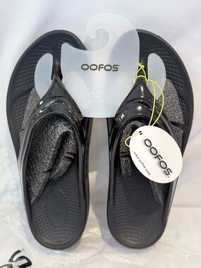 OOFOS OOmega OOlala Black Platform Sandal Women's Size 10 NWT!